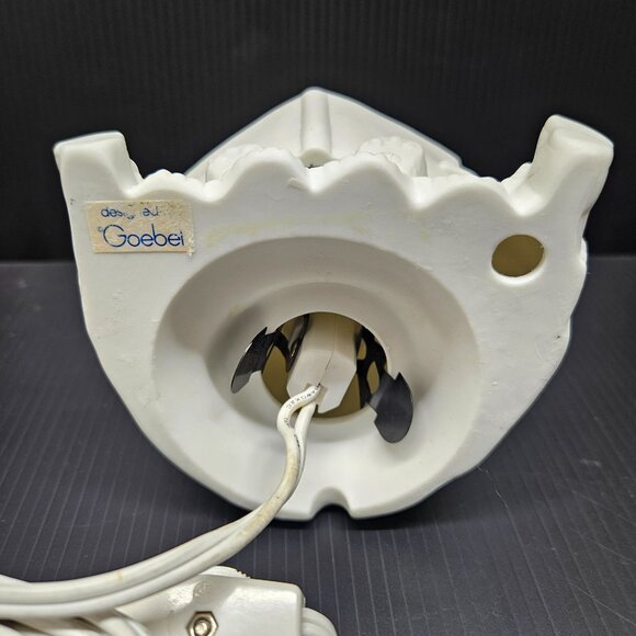 Goebel White Matte Porcelain Reading Boy and Teddy Bear Night Light - Picture 5 of 6